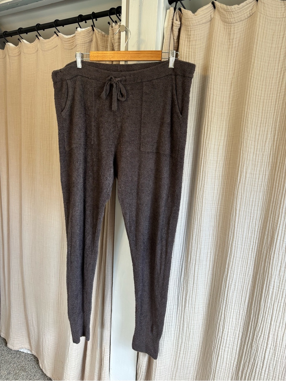 Barefoot Dreams CozyChic Lite Joggers- XL - Picture 4 of 11